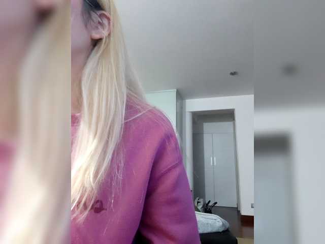 LittleSammy live cam on BongaCams