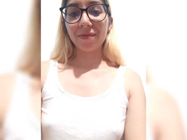 LittleSammy live cam on BongaCams