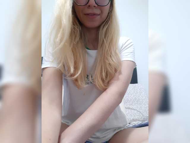 _LittleSammy live cam preview