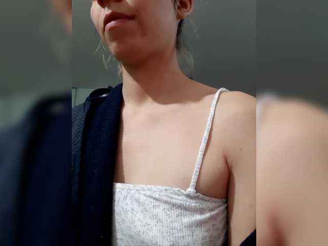 LittleSammy live cam on BongaCams