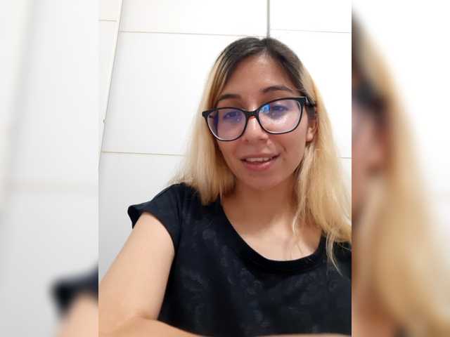 LittleSammy live cam on BongaCams