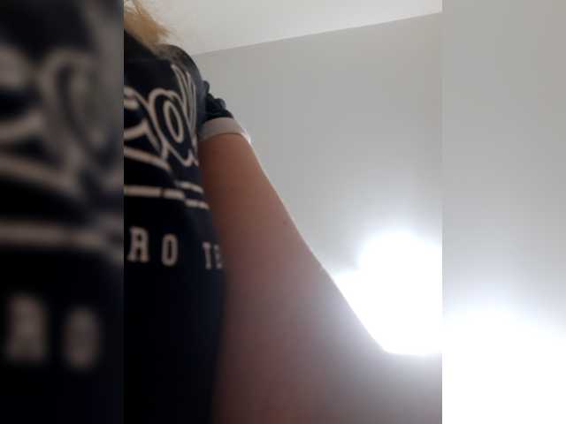 LittleSammy live cam on BongaCams