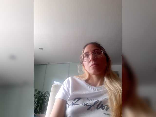 LittleSammy live cam on BongaCams