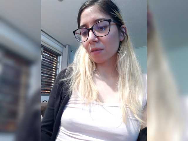 LittleSammy live cam on BongaCams
