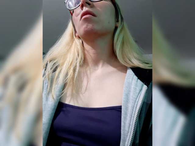 LittleSammy live cam on BongaCams