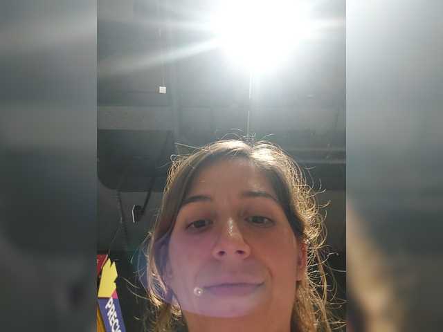 LittleSammy's BongaCams show and profile