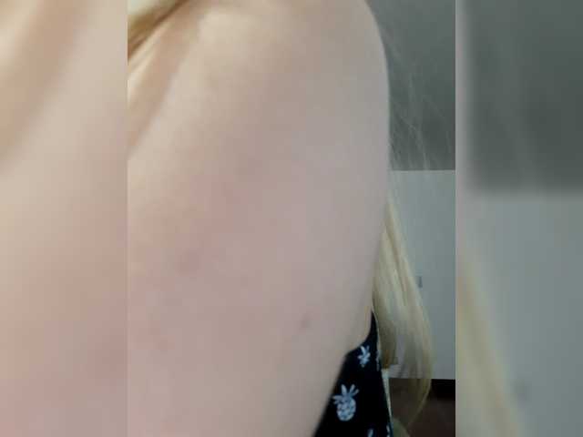 LittleSammy live cam on BongaCams