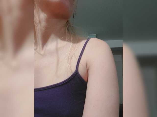 LittleSammy live cam on BongaCams