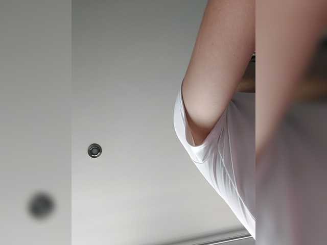 LittleSammy's BongaCams show and profile