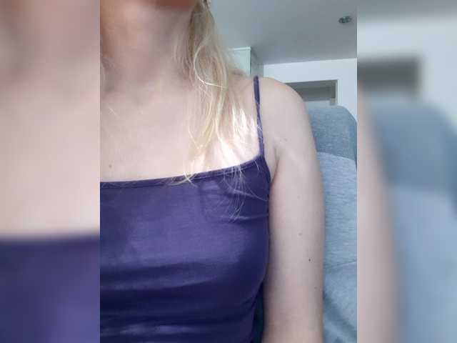LittleSammy live cam on BongaCams