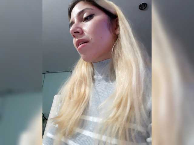 LittleSammy live cam on BongaCams