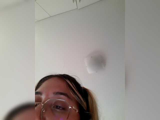 LittleSammy live cam on BongaCams