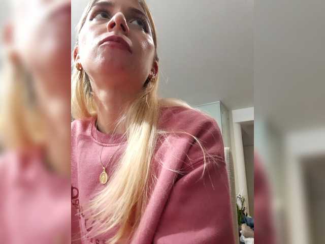 LittleSammy live cam on BongaCams