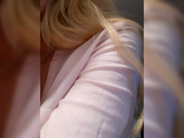 LittleSammy live cam on BongaCams