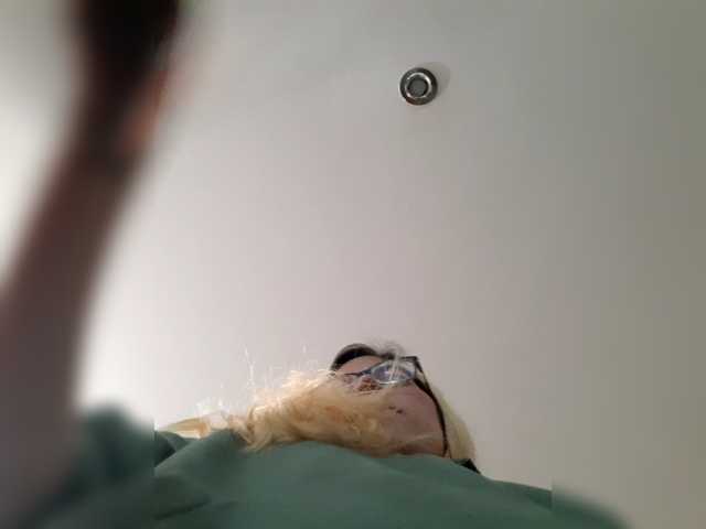 LittleSammy live cam on BongaCams