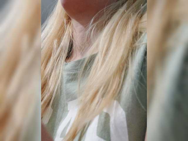 LittleSammy live cam on BongaCams