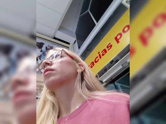 LittleSammy live cam on BongaCams