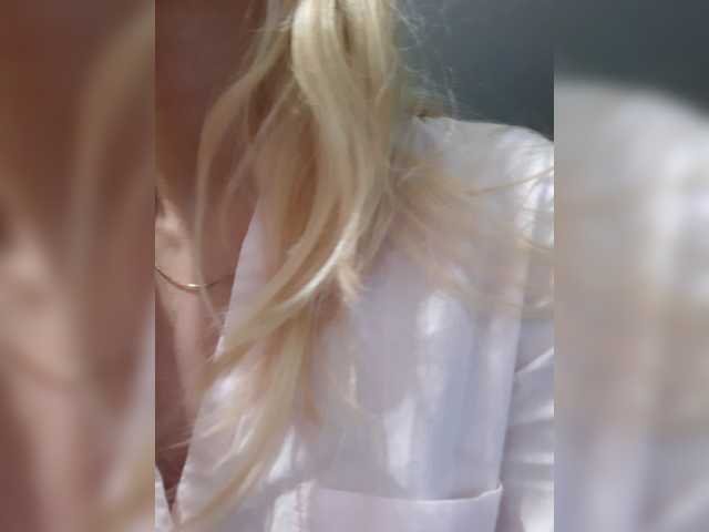 LittleSammy live cam on BongaCams