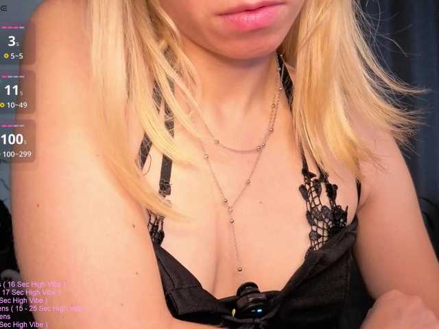 LittleSammy live cam on BongaCams