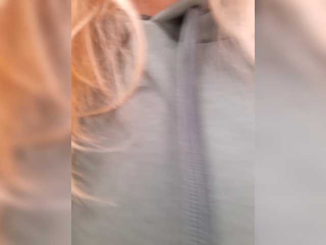 LittleSammy live cam on BongaCams