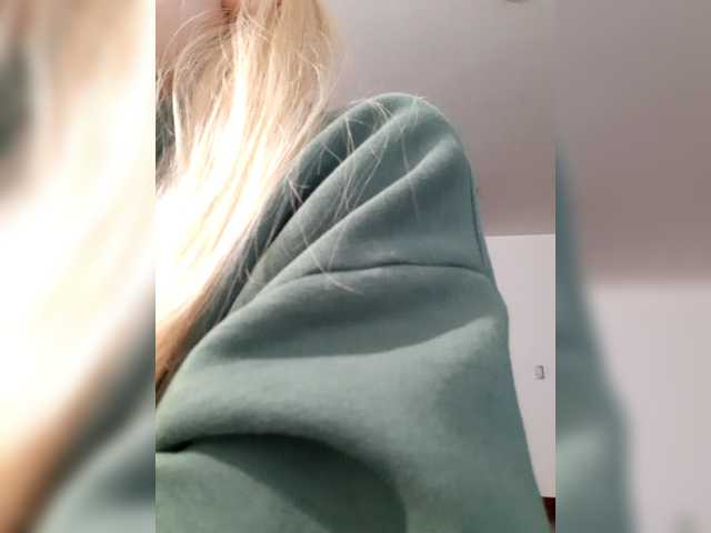 LittleSammy live cam on BongaCams
