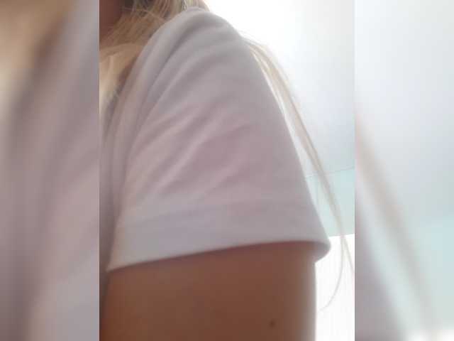 LittleSammy live cam on BongaCams