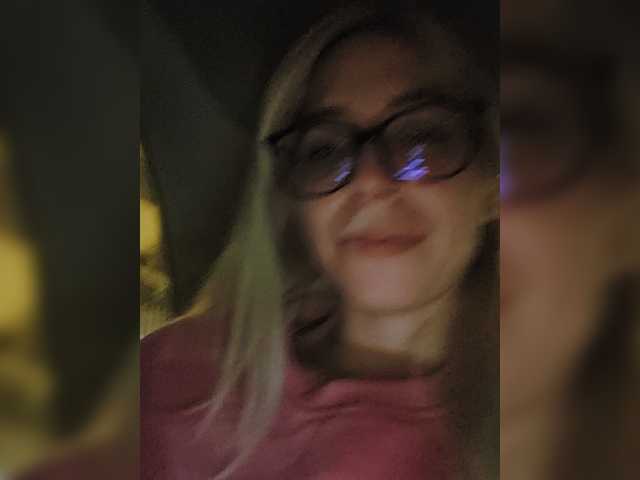 LittleSammy live cam on BongaCams
