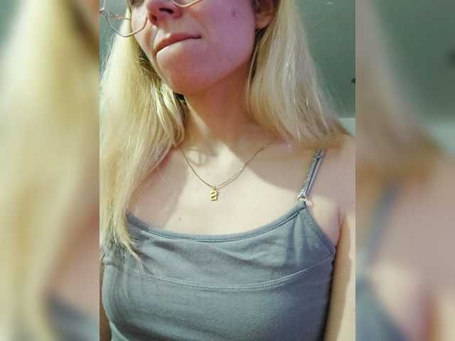 LittleSammy live cam on BongaCams