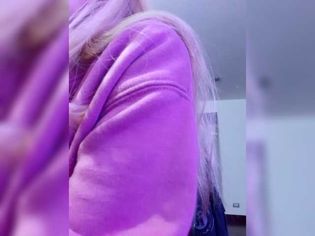 LittleSammy live cam on BongaCams
