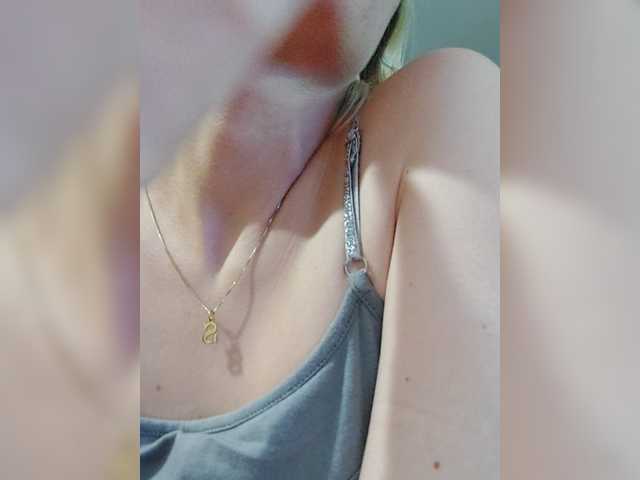 LittleSammy live cam on BongaCams