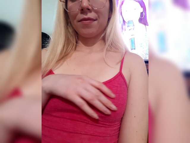 LittleSammy live cam on BongaCams