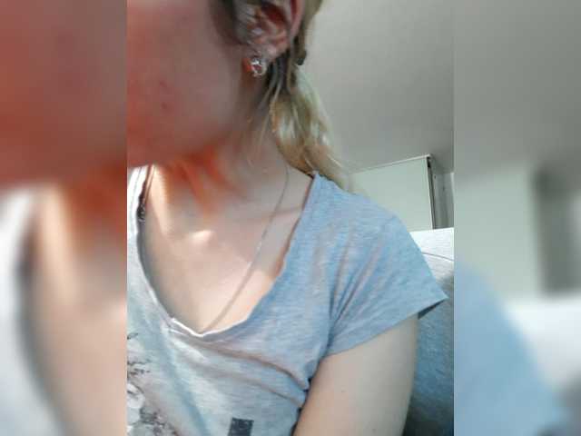 LittleSammy live cam on BongaCams
