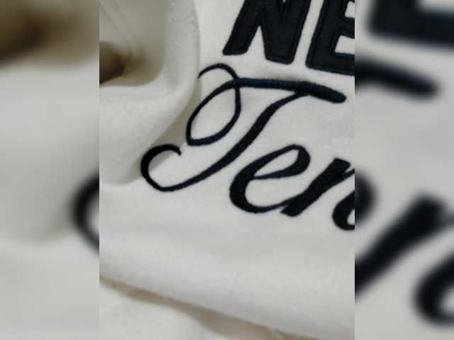 LittleSammy's BongaCams show and profile