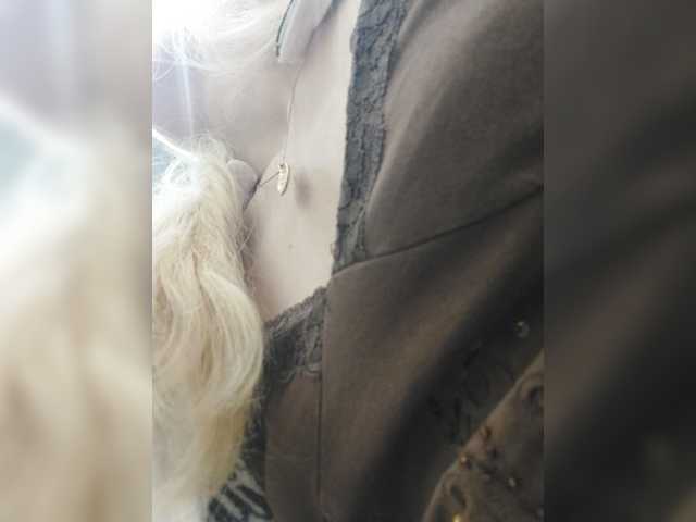 LittleSammy live cam on BongaCams
