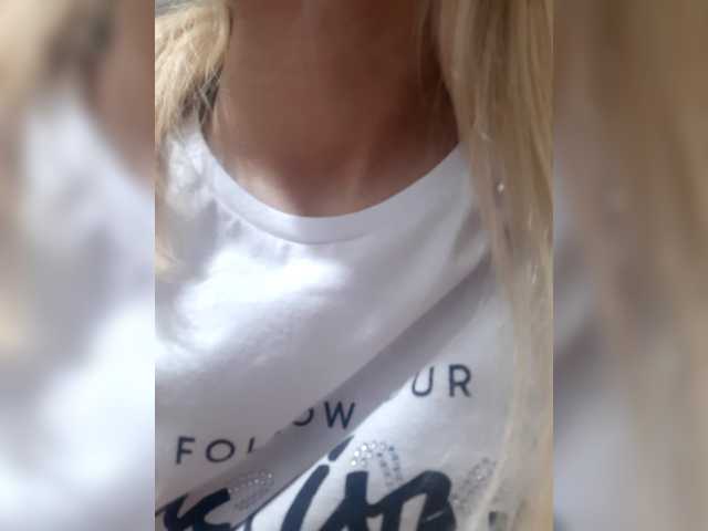 LittleSammy live cam on BongaCams