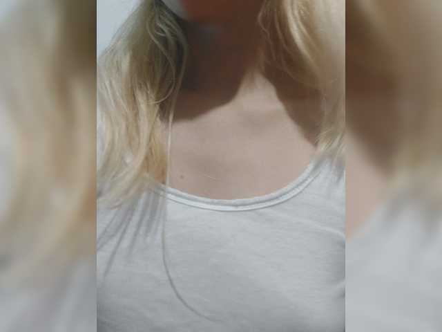 LittleSammy live cam on BongaCams