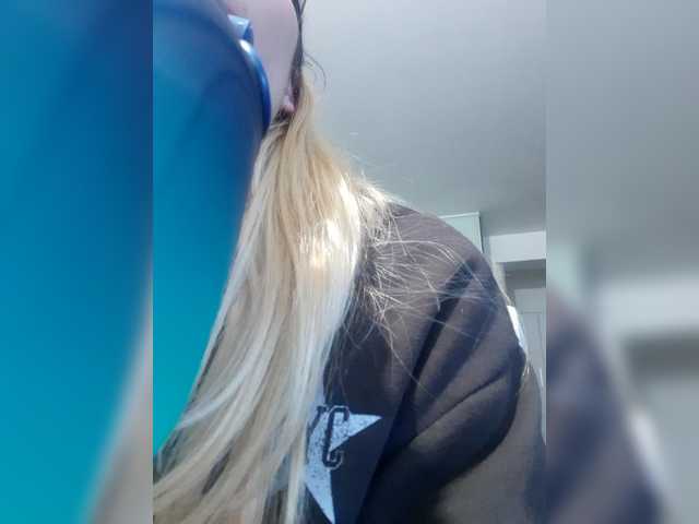 LittleSammy live cam on BongaCams