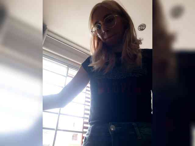 _LittleSammy webcam