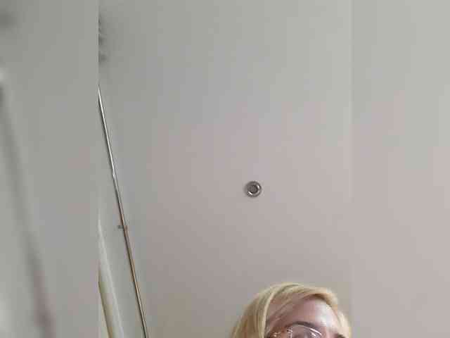 Modella: _LittleSammy