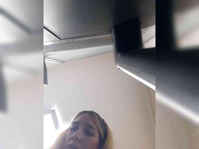 _LittleSammy webcam