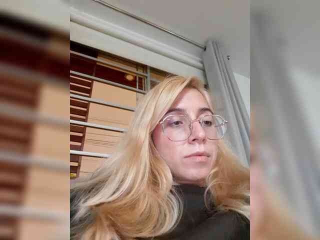 Modella: _LittleSammy