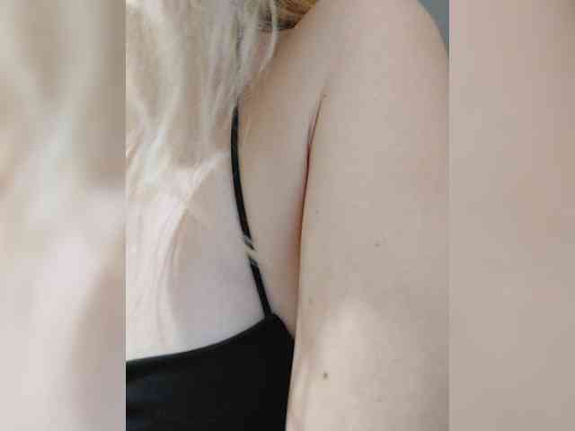 LittleSammy Live Webcam on BongaCams