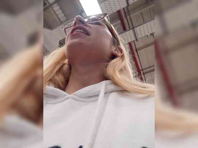 _LittleSammy webcam