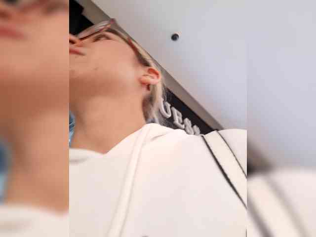 _LittleSammy webcam