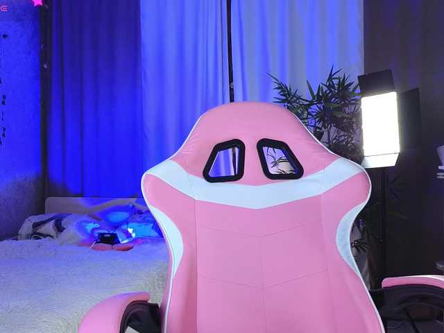 AnnyiBlue live cam on BongaCams