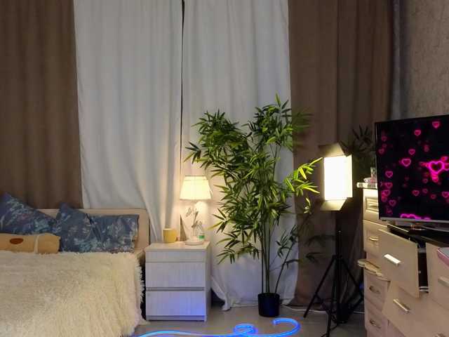 AnnyiBlue live cam on BongaCams