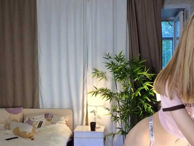 AnnyiBlue live cam on BongaCams