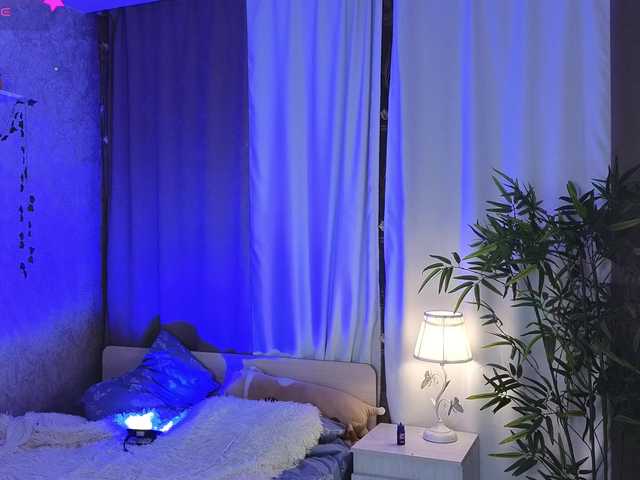 AnnyiBlue live cam on BongaCams