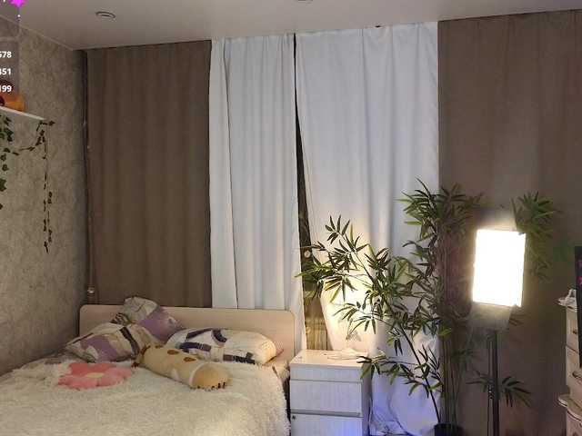 AnnyiBlue live cam on BongaCams