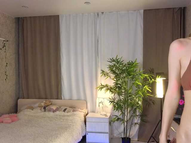 AnnyiBlue live cam on BongaCams